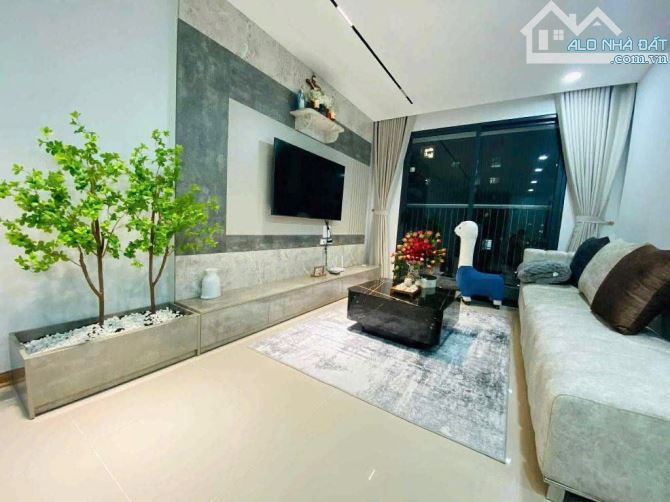 Bán căn hộ Rose Town N01 – 79m² – Ban công view công viên – nhỉnh 6 tỷ