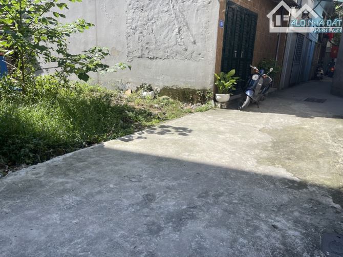 Bán đất Vĩnh Hưng mặt tiền rộng, ngõ thông, ba gác tránh, phù hợp xây ccmn, dt 74m2 9.7 tỷ