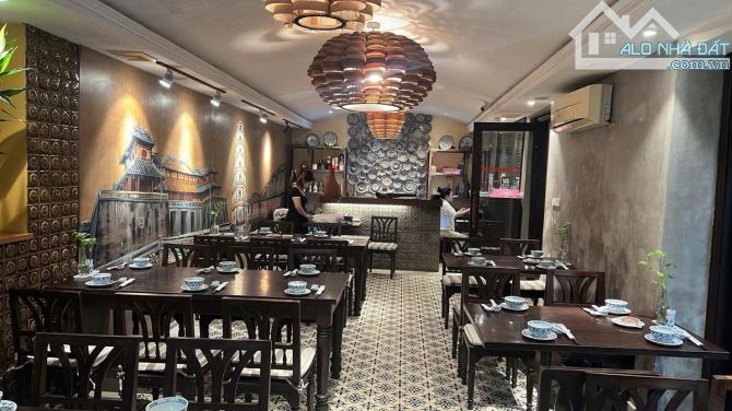 Cơ hội vàng: Nhà phố Đào Tấn - Thiên đường kinh doanh mặt tiền 11m, ngõ ô tô tránh, 86 tỷ