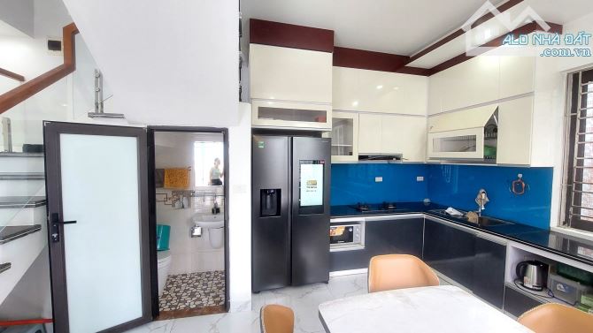 BÁN NHÀ LÔ GÓC TĐC QUANG ĐÀM – SỞ DẦU – 54M² – 4 TẦNG – ĐƯỜNG 7M – GIÁ 4,9 TỶ - 2