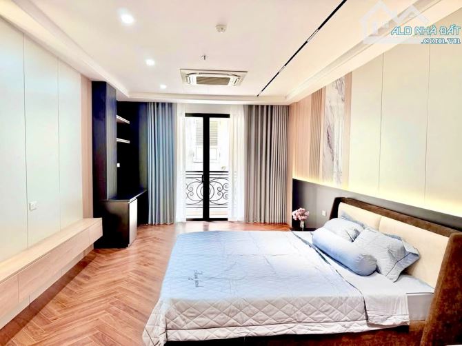 GIẢM CHÀO 2 TỶ - CẦN BÁN GẤP - Ô TÔ - 50M RA MẶT PHỐ - XUÂN THUỶ - CẦU GIẤY