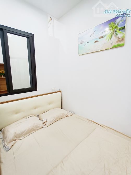 BÁN TẬP THỂ VĂN PHÒNG PHẨM HỒNG HÀ – 50M² | TẦNG 3 | GIÁ 3.25 TỶ |