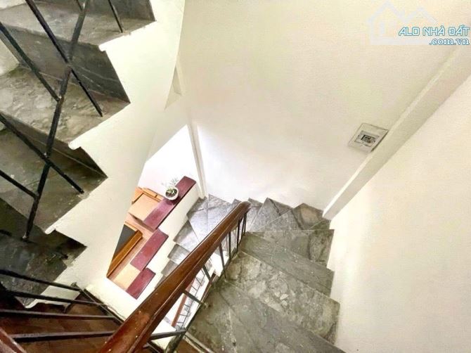 An Dương 5 tầng dân xây thiết kế thông sàn 3 ngủ DT32m ngõ nông, thông thoáng sáng