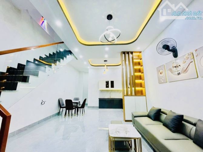 NHÀ MỚI 2 TẦNG SIÊU ĐẸP TTTP QUẢNG NGÃI - 3
