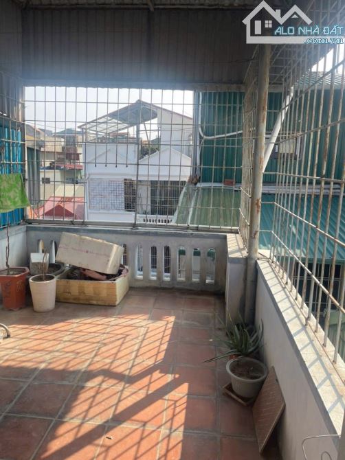 BÁN NHÀ VÕNG THỊ- THỤY KHUÊ- TÂY HỒ - LÔ GÓC - 25M2 - 5TẦNG - 3 NGỦ - CHỈ 7 TỶ