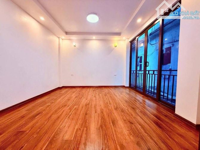 Đống Đa nhà dân xây mới chủ về ở ngay