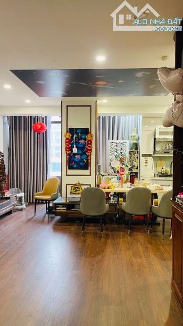 NAM TRUNG YÊN - YÊN HÒA - TẦNG TRUNG - 93M - NHỈNH 7 TỶ - FULL NỘI THẤT - CHỦ CẦN BÁN