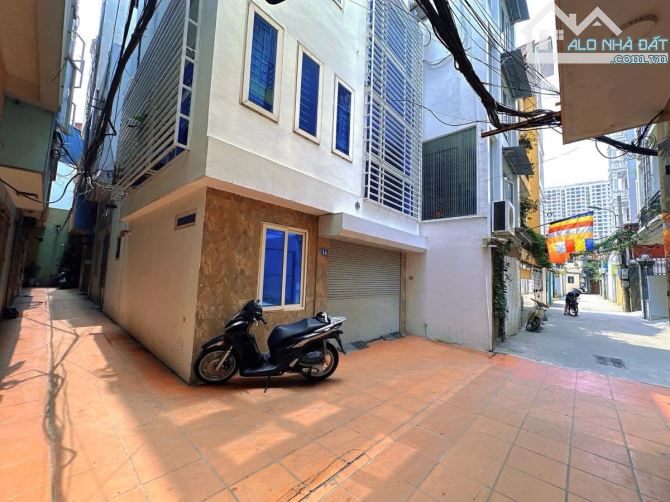 Giáp Ngoại Giao Đoàn - Xuân La - Tây Hồ - Ô Tô - Lô Góc - Gần Phố - 56M x 5T Giá 14 Tỷ Hơ