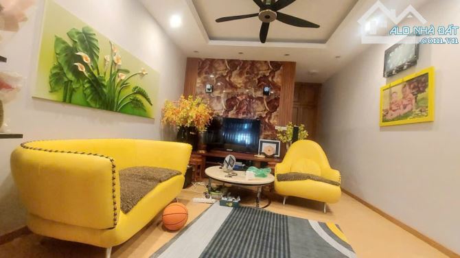 BÁN CĂN HỘ CAO CẤP – SKYLIGHT MINH KHAI -TRUNG TÂM QUẬN HAI BÀ TRƯNG 101M NHỈNH 9 TỶ