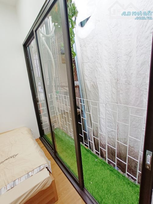 BÁN TẬP THỂ VĂN PHÒNG PHẨM HỒNG HÀ – 50M² | TẦNG 3 | GIÁ 3.25 TỶ |