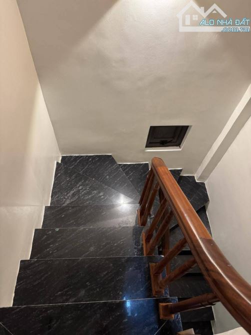 Bán nhà phố Nguyễn Văn Viên, Hai Bà Trưng: dt 30m, mt 3.7m, 5 tầng, giá 7.7 tỷ, có tl