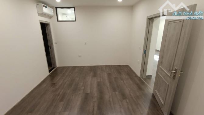 7,2TỶ CHTT TẦNG 1 KHU NAM ĐỒNG HỒ ĐẮC DI DTSD: 150m² 3NGỦ 3WC KHÁCH BẾP RIÊNG ÔTÔ VÀO NHÀ