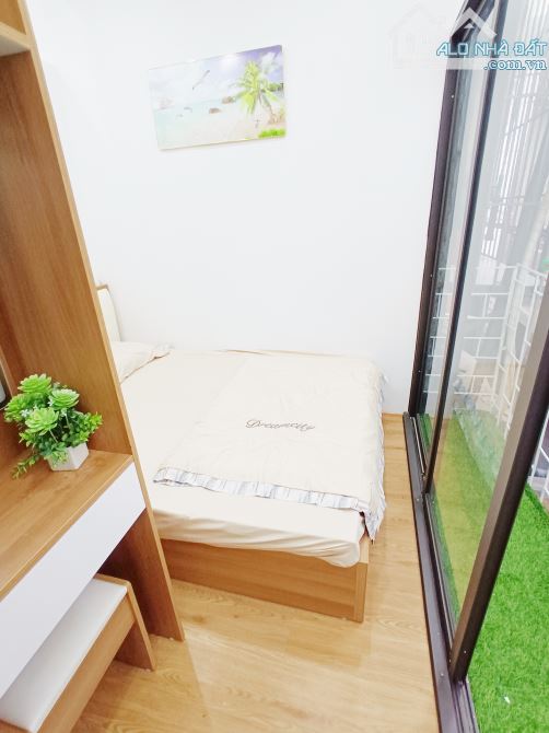 BÁN TẬP THỂ VĂN PHÒNG PHẨM HỒNG HÀ – 50M² | TẦNG 3 | GIÁ 3.25 TỶ |