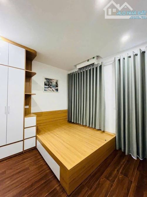 Văn Chương - Đống Đa | 5 Tầng - Ngõ Thông - Xung Quanh Nhiều Trường -Chợ - Gần Hồ Văn Chươ