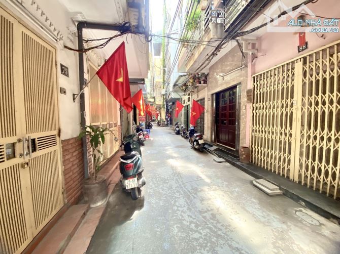 ĐÀO TẤN - 35M2 - XÂY MỚI 5 TẦNG -MT 6M- TIỆN ÍCH BẠT NGÀN - AN SINH ĐỈNH- NHỈNH 7 TỶ