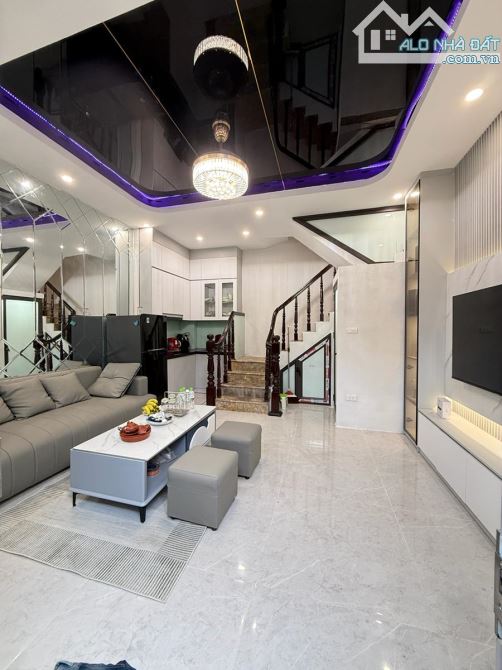 TRẠI CÁ TRƯƠNG ĐỊNH- NHÀ MỚI- FULL NỘI THẤT- GIÁ: 6,9 TỶ