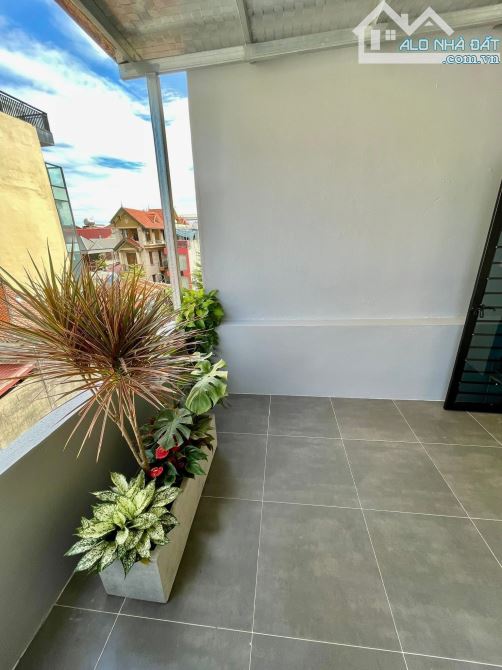 BÁN NHÀ PHỐ TÂY SƠN 3 BƯỚC CHÂN RA PHỐ 25M2 5TẦNG MT3,3 6,69