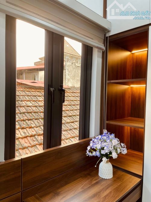 BÁN NHÀ PHỐ TÂY SƠN 3 BƯỚC CHÂN RA PHỐ 25M2 5TẦNG MT3,3 6,69