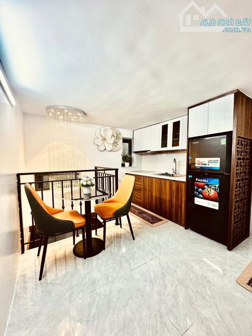 BÁN NHÀ PHỐ TÂY SƠN 3 BƯỚC CHÂN RA PHỐ 25M2 5TẦNG MT3,3 6,69