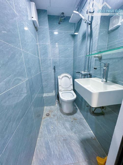 TẬP THỂ VĂN CHƯƠNG - CĂN GÓC - GẦN HỒ - GẦN CHỢ - DT40m 2N1VS GIÁ 2.68 TỶ