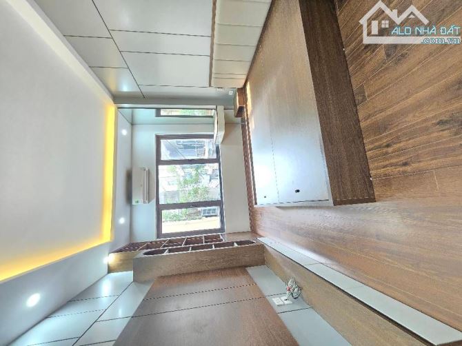 YÊN HÒA, 40m2 x5T, cách Ô TÔ TRÁNH 10m, DÂN XÂY CHẮC CHẮN, giá hơn 12 tỷ (có thương lượng)