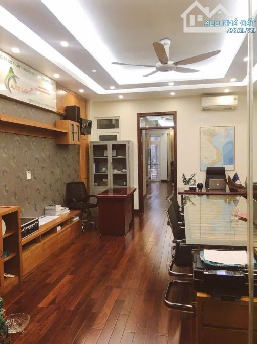 BÁN NHÀ MẶT PHỐ GẦN LẠC LONG QUÂN DT110m2 *8 TÂNG + 2 HẦM THANG MÁY. CHỈ 47 TỶ