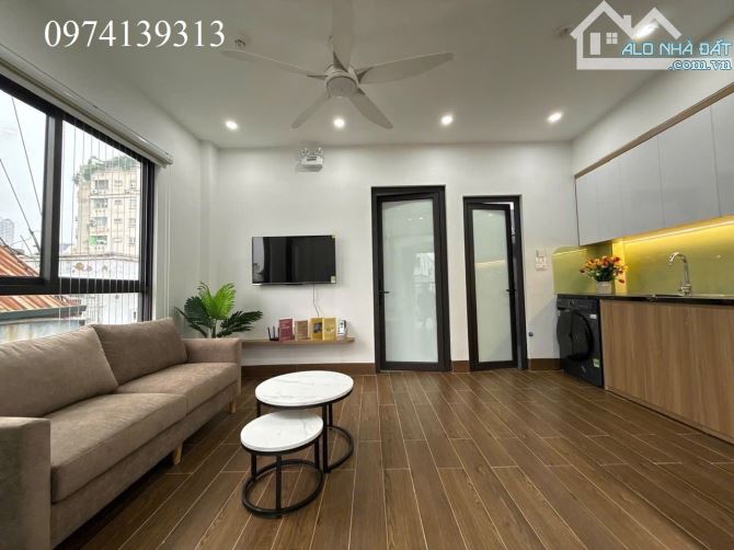 Siêu tòa Trung Kính lô góc 80m2*8T thang máy 22P sát Vành đai 2.5 doanh thu 130tr/th