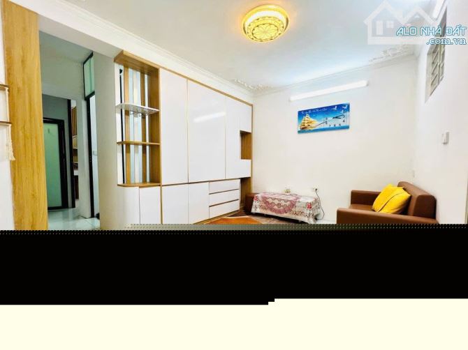 NHỈNH 3 TỶ CÓ NHÀ TẬP THỂ 50M2 ĐỐNG ĐA