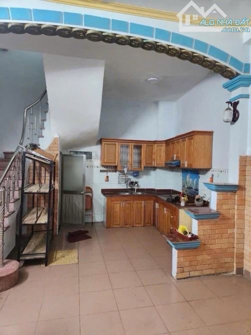 Bán Nhà Tây Sơn 15m2 3 Tầng 2PN Trung Tâm Quận Đống Đa 1 Tỷ