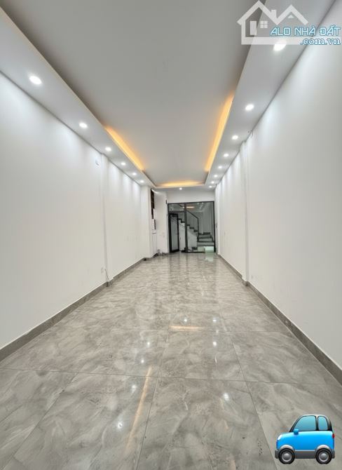 Hàng hiếm Đầm Trấu, Hai Bà Trưng – Ô tô đỗ – Kinh doanh tốt | 44m² × 5 tầng | 17.8 tỷ