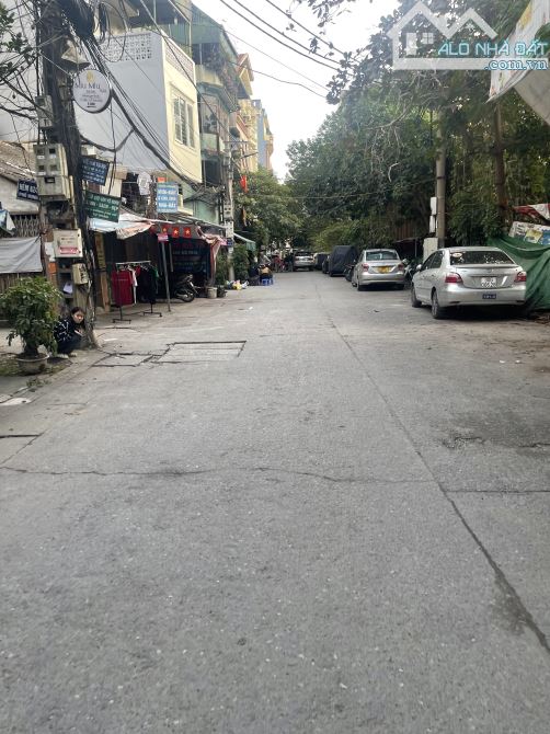 Đất vàng MINH KHAI - VĨNH TUY 85m2 - mặt tiền 6m, trước nhà 4 làn oto tránh !