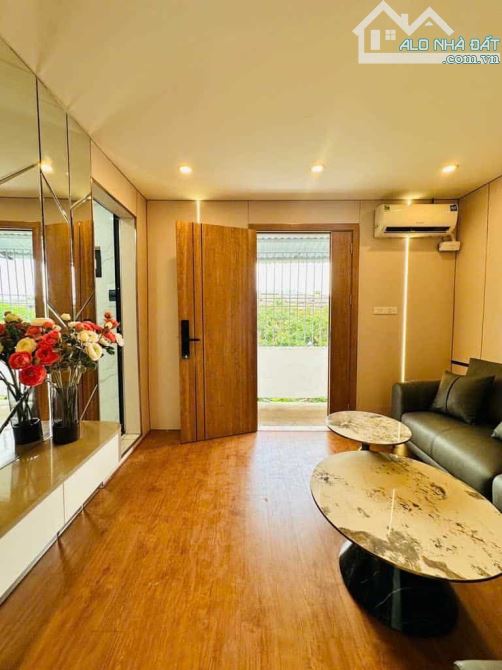 Chính chủ phán căn tập thể mặt phố Quỳnh Mai-65m2-3 ngủ đủ công năng