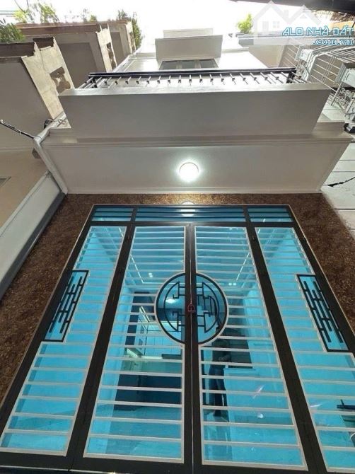 Nhà đẹp vị tríIP-Ngõ thông, rộng-Nhà mới 6 tầng full nội thất-Ô tô qua nhà-Mặt tiền gần 5m