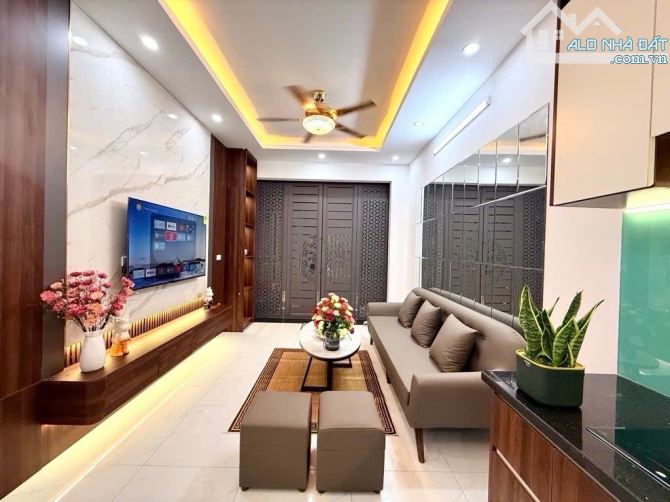 Nhà HOT Khương Đình-30m ra ô tô, 50m ra phố-Ngõ rộng, thoáng sáng-Chỉ 8 tỷ sở hữu ngay