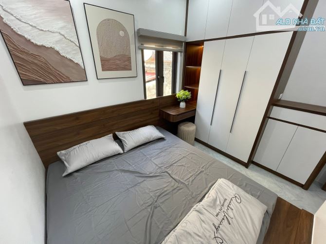 BÁN NHÀ PHỐ TÂY SƠN 3 BƯỚC CHÂN RA PHỐ 25M2 5TẦNG MT3,3 6,69