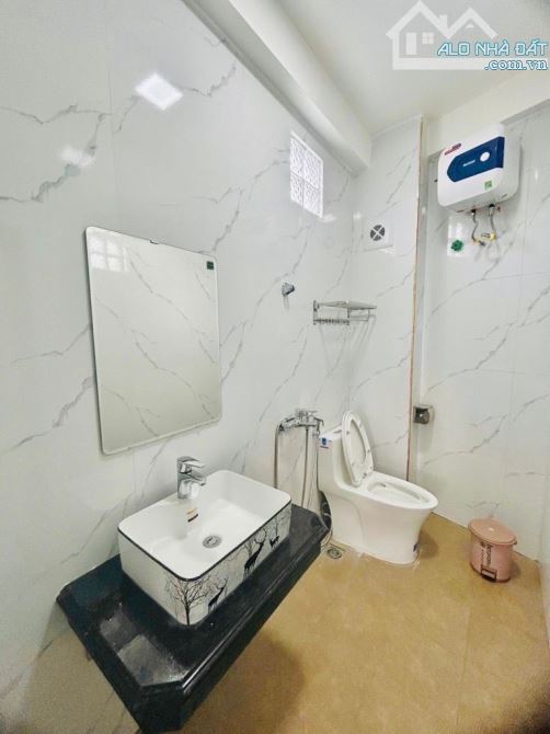 CHỦ CẦN BÁN GẤP CĂN NHÀ MINH KHAI HAI BÀ TRƯNG .DT 73M GIÁ 14 TỶ ..