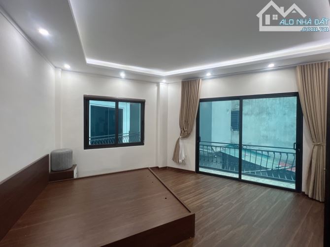 VĂN QUÁN – 35M² – THANG MÁY – GIÁ 9 TỶ - 2