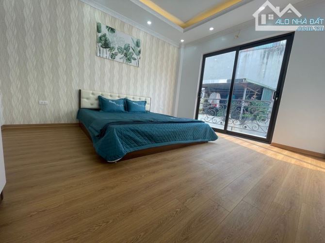 Bán nhà Nguyễn Khoái 35m², 5 tầng mới, full nội thất, ngõ thông 3 gác phi giá 6,5 tỷ