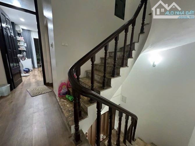 PHÂN LÔ - YÊN HOÀ - 55m2 x 4 TẦNG - 30M RA Ô TÔ - 100M RA VÀNH ĐAI 2