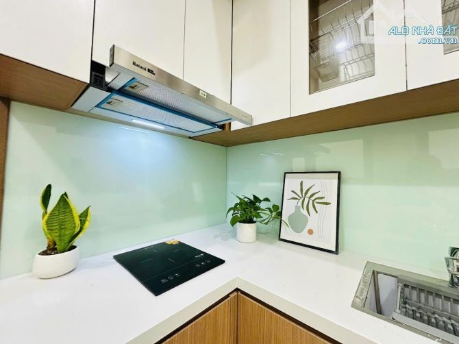 Toà CCMN Tây Sơn, gần ĐH Thuỷ Lợi, 86m2 X 8T, thang máy, 17 phòng KK, dòng tiền 100tr/ th