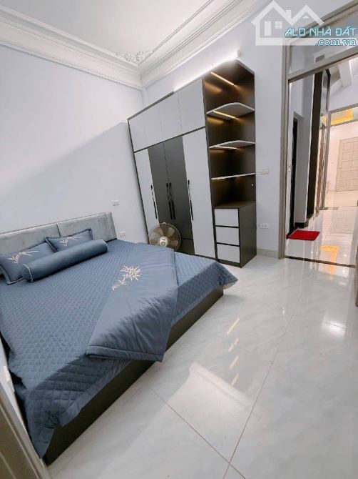 BÁN GẤP NHÀ KHU ĐẦM TRẤU – PHÂN LÔ - KINH DOANH – Ô TÔ DỪNG ĐỖ – 48M2 x 5T - NHỈNH 17 TỶ