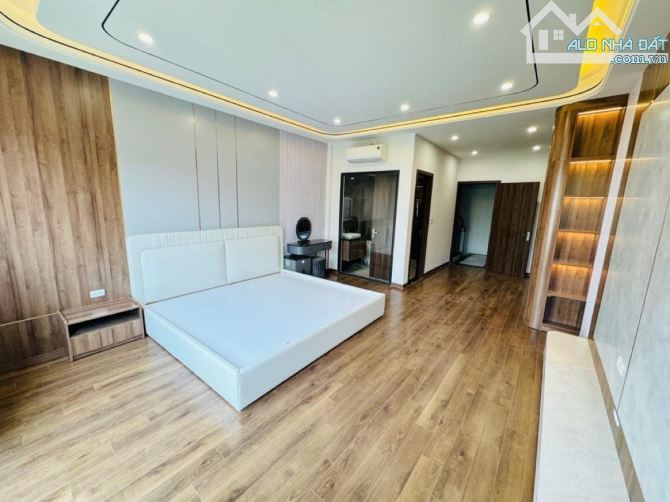 NGUYỄN NGỌC NẠI – NHÀ THANG MÁY, Ô TÔ QUA NHÀ, NGÕ THÔNG 46M2 6 TẦNG THOÁNG Ở VĂN PHÒNG OK