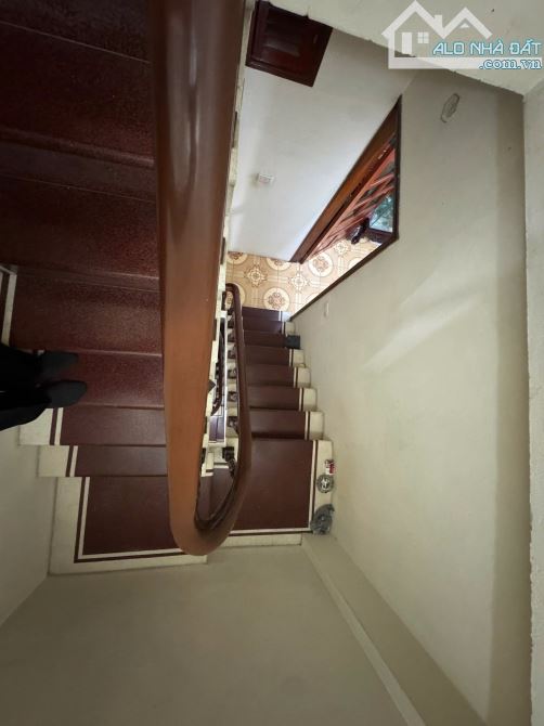 Bán nhà mặt phố Lò Đúc, 45m2, 3 tầng, mặt tiền 4.3m, 26.6 tỉ, vỉa hè rộng, kinh doanh đỉnh