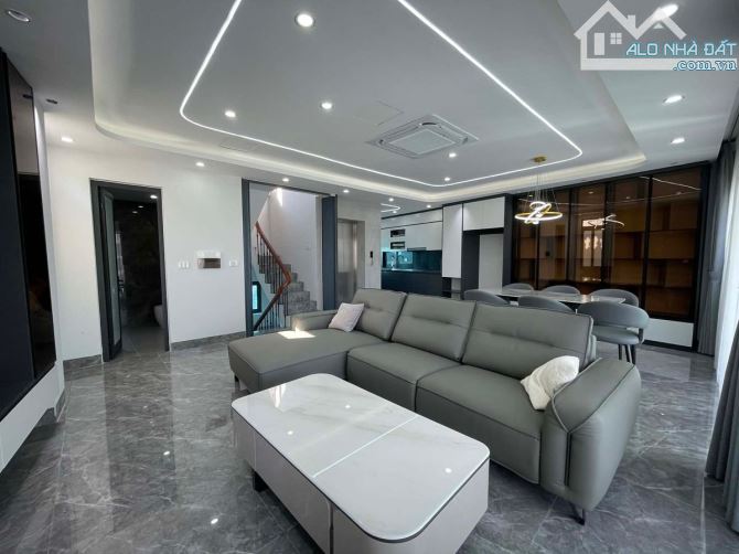 TÔI CẦN BÁN NHÀ PHỐ DƯƠNG VĂN BÉ 40M, 5 TẦNG THANG MÁY, NHỈNH 10 TỶ