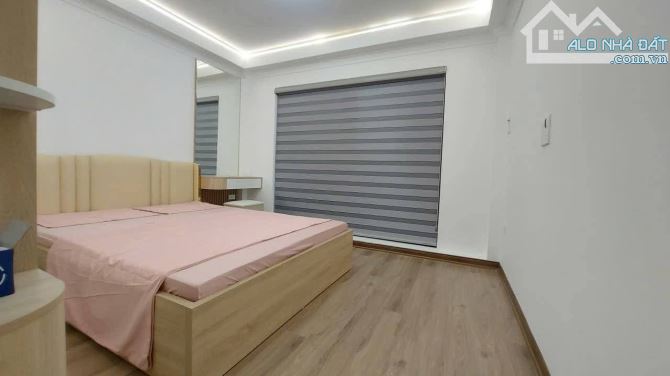Nhà mới full đồ phố Bùi Xương Trạch - Ngõ nông - 3 gác đỗ - 33m - 4 ngủ
