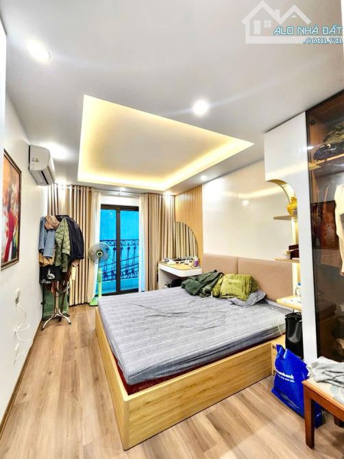 MẶT PHỐ HÀNG NÓN – PHỐ CỔ HOÀN KIẾM – 34M² – 4 TẦNG – GIÁ 33 TỶ