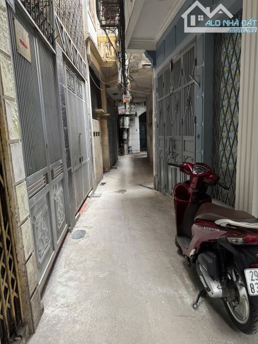 Nhà khu vực xã đàn 16m mới 2 ngủ 1.98 tỷ