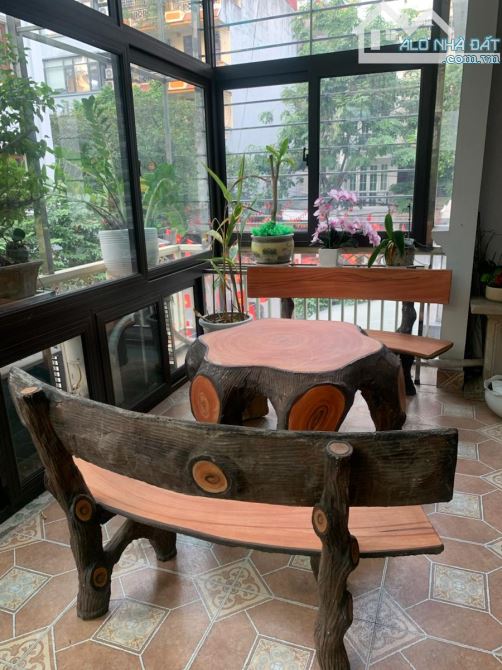 HOÀNG QUỐC VIỆT PHÂN LÔ 37,5 TỶ 75m 5 TẦNG THANG MÁY GARA KINH DOANH