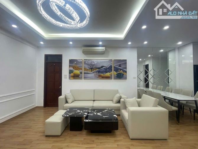 BÁN CHUNG CƯ KIM CƯƠNG TÒA 34T – HOÀNG ĐẠO THÚY, CẦU GIẤY. 142M2 – 3PN.12,68 TỶ