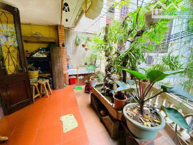 Siêu Phẩm Mặt Ngõ Ô Tô Vào Nhà Lõi Quận HBT Ngõ Hòa Bình 7 44M 12ty 4T MT5m Kinh Doanh Vip